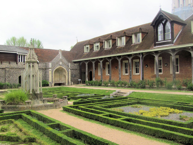 The Armorial Garden and Monks Barn, Ashridge House. © Chris Reynolds & licensed for reuse under Creative Commons Licence