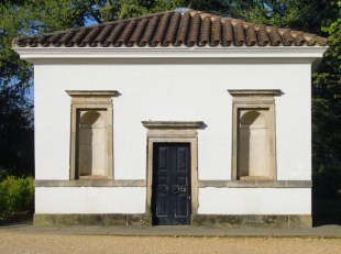 Lord Burlington's deer house © Copyright Stefan Czapski and licensed for reuse under this Creative Commons Licence.