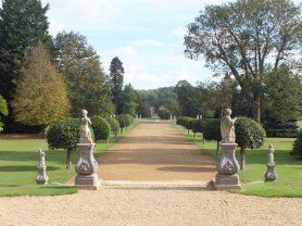 Vew from the Orangery terrace towards the main axis of the garden © David Marsh 2014