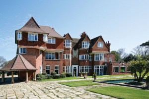 The Pleasunce, Overstarand http://www.overstrandparishcouncil.org.uk/our-village/sir-edwin-lutyens/