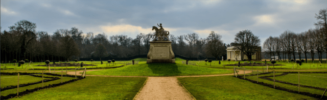 The American Garden and Bowling Green House © Adrian Jones 2013 