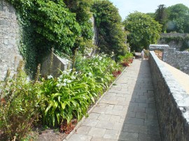 The terrace walk belwo the Tudor Garden and linking the Blue Garden and the Rose Garden David Marsh 2014