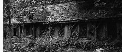 The bee house at Bretforton Manor http://ibra.beeboles.org.uk/search_detail.php?beeboleIBRARegNo=0808