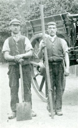 'Night Soil' collectors, Newark, early 1900s http://www.ournottinghamshire.org.uk