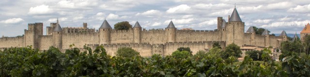 http://wikitravel.org/en/Carcassonne