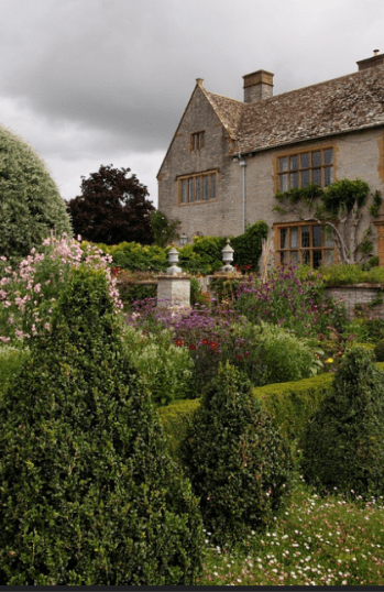 photo by PhilnCaz, 2012 from Flikr.com