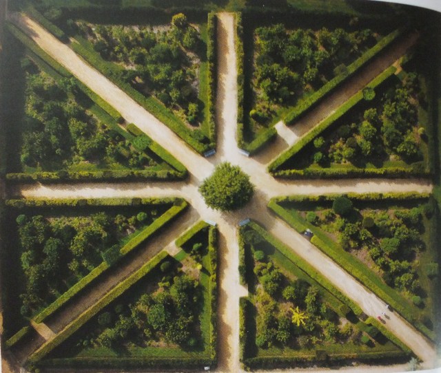 The Union Jack Garden , 2014 from the guidebook to the gardens.