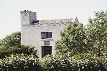 Holmswood Hall, photo by Roya Walton from http://www.pastscape.org.uk